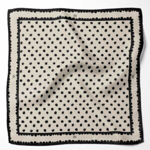 مینی اسکارف خالخالی کرم – استایل کلاسیک و مینیمال برای استفاده روزمره